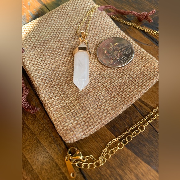 ✨HP✨ Gold plated Clear Quartz Point with gold plated Stainless Steel Chain - Picture 2 of 3